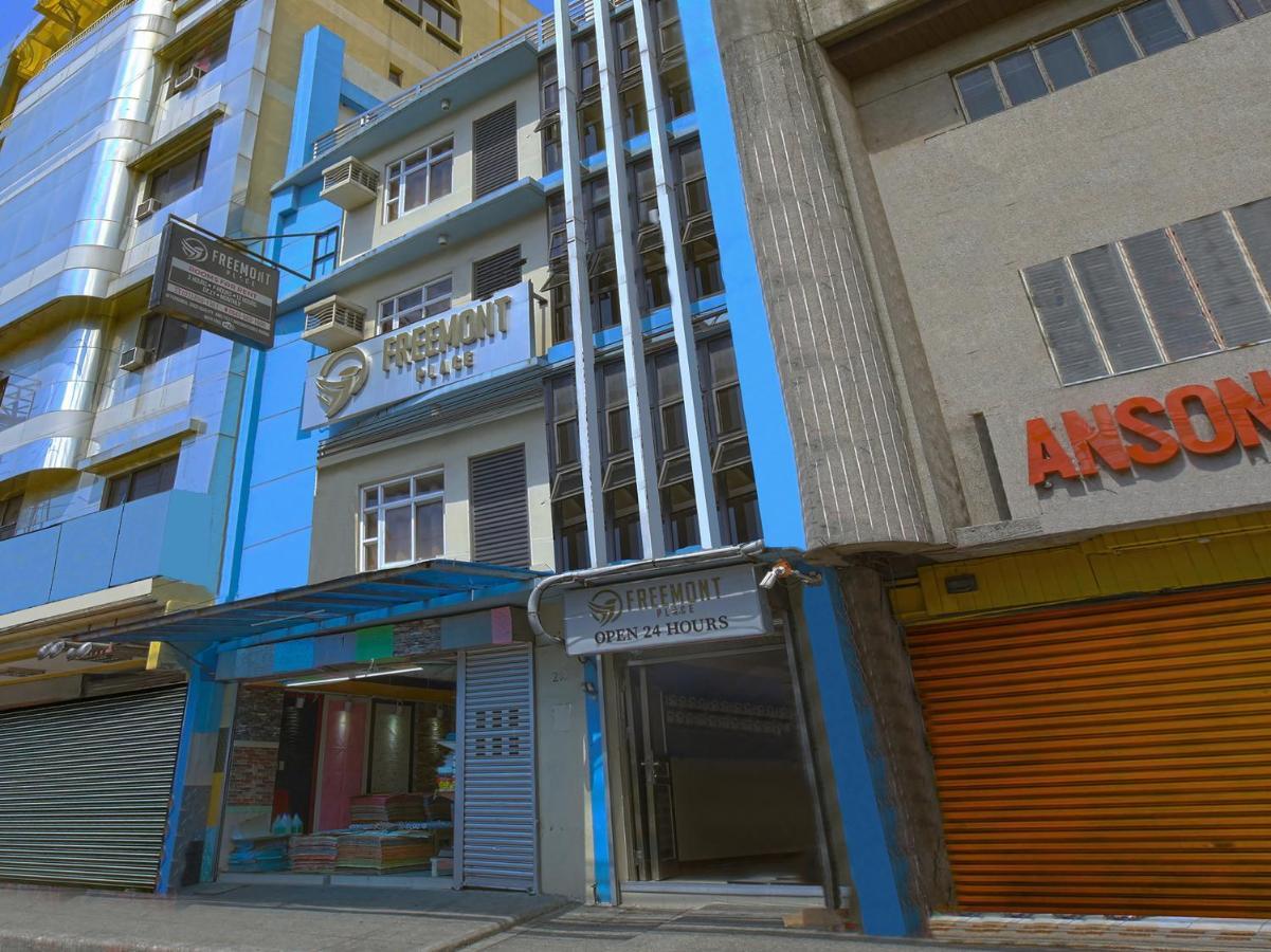 Paranaque City Oyo 783 Freemont Place מראה חיצוני תמונה
